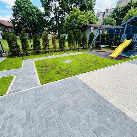 The Right Coast Apartment With Free Private Parking Riga Exterior foto