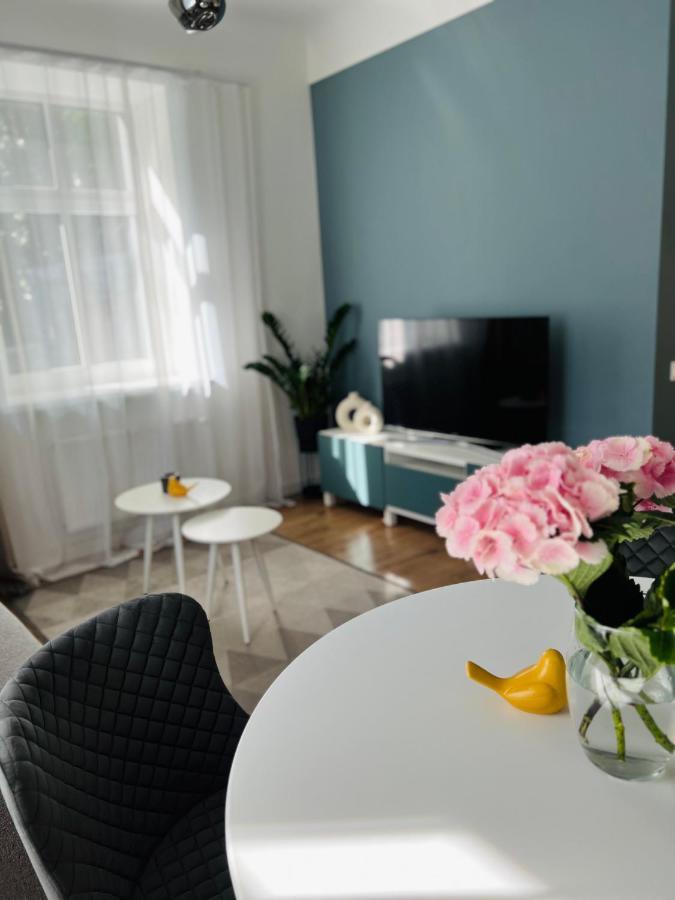 The Right Coast Apartment With Free Private Parking Riga Exterior foto