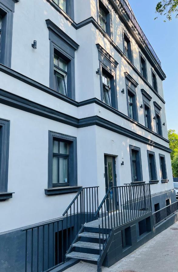 The Right Coast Apartment With Free Private Parking Riga Exterior foto