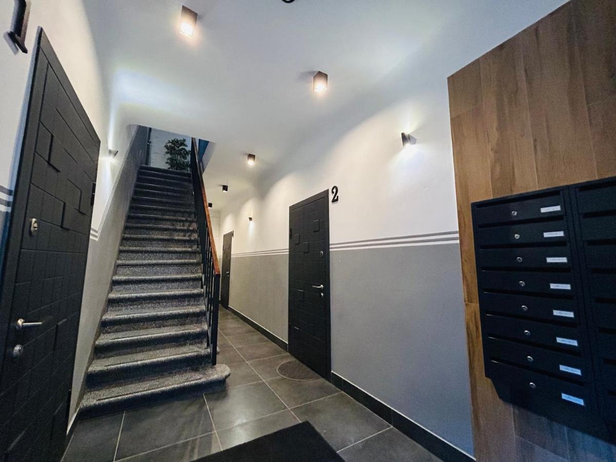 The Right Coast Apartment With Free Private Parking Riga Exterior foto